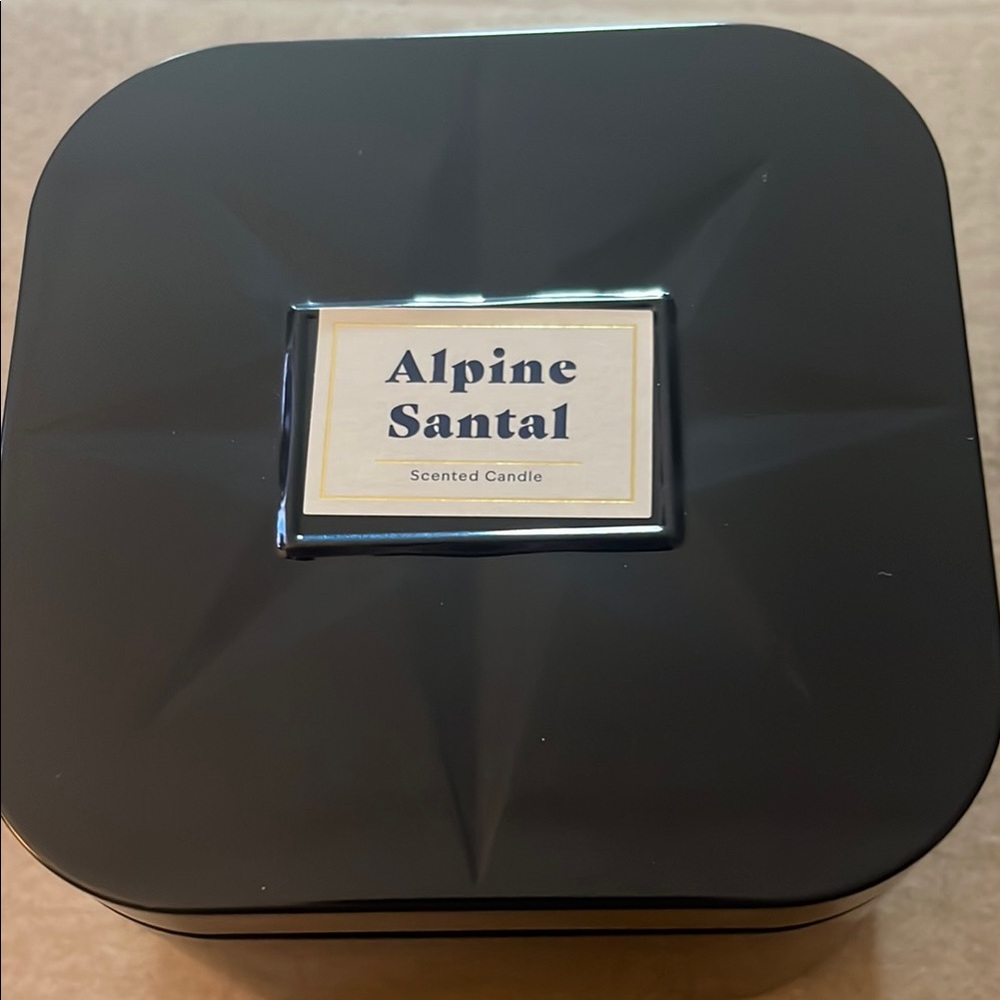 Alpine Santal Scented Candle